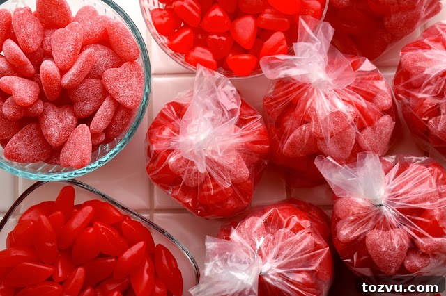 Valentine's Day Treat Bags: How to Buy in Bulk 5 Bulk candy ready to be divided