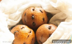 Homemade Orange Coffee Liqueur Recipe 3 Oranges studded with coffee beans