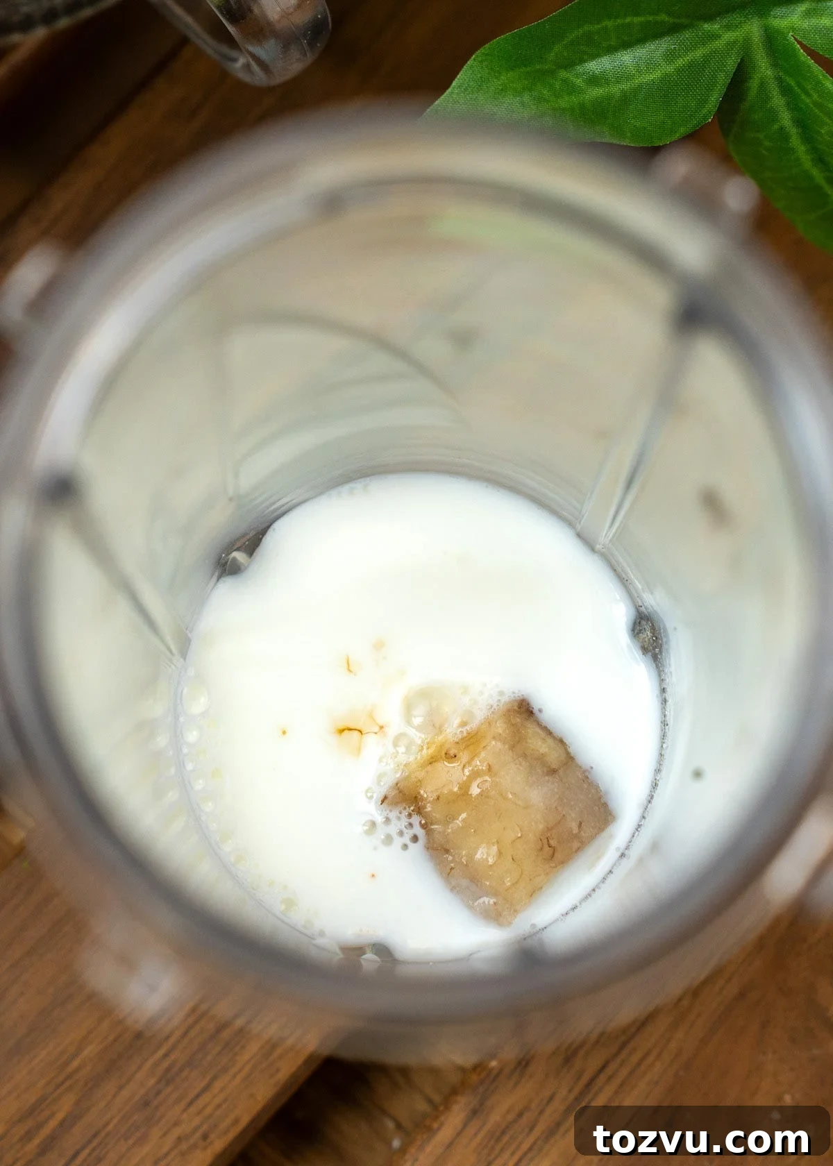 Creamy Banana Matcha Latte Recipe 8 banana, milk, sugar, and vanilla extract combined in a blender