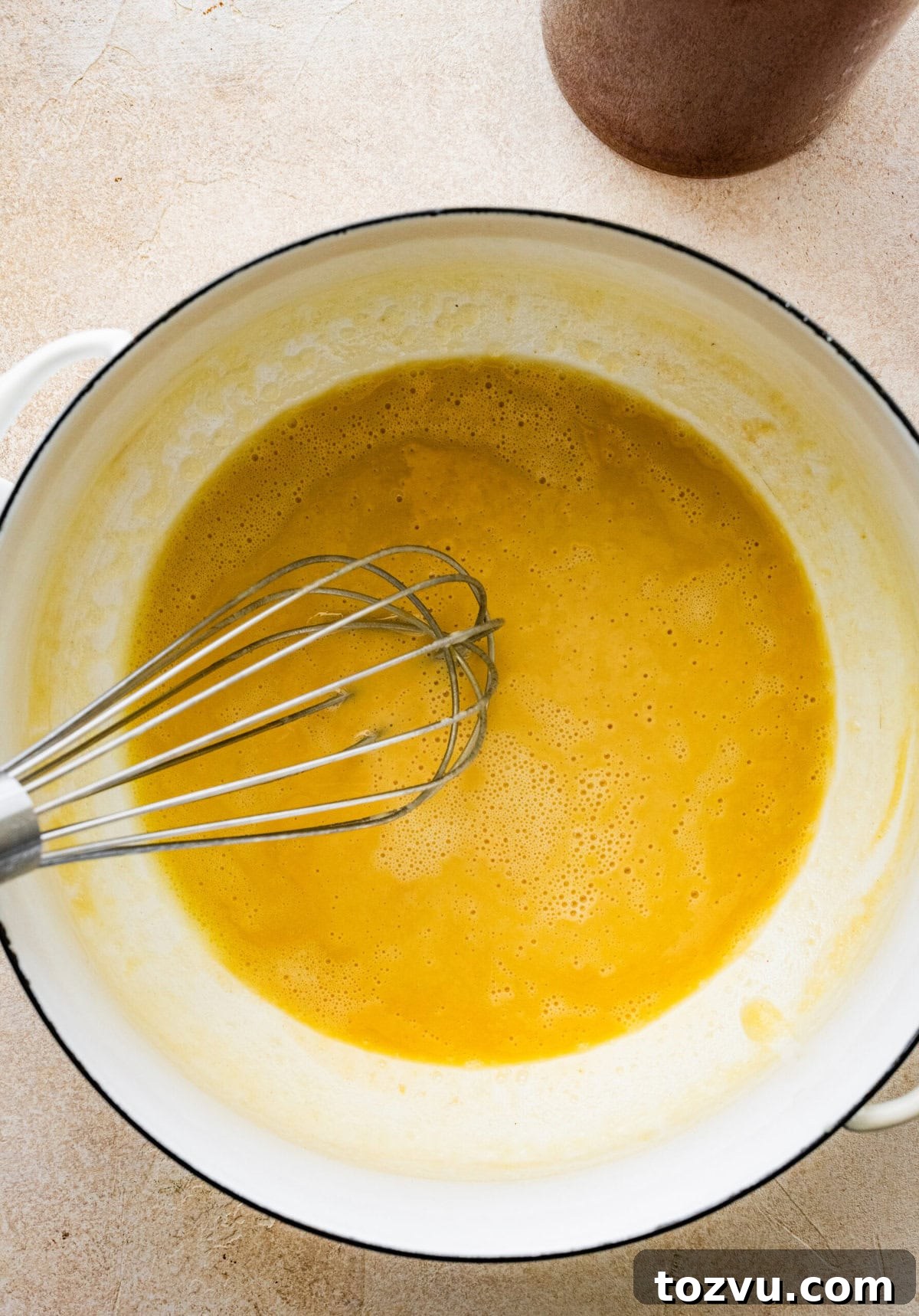 How to Make Mushroom Gravy from Scratch 9 Make the roux.