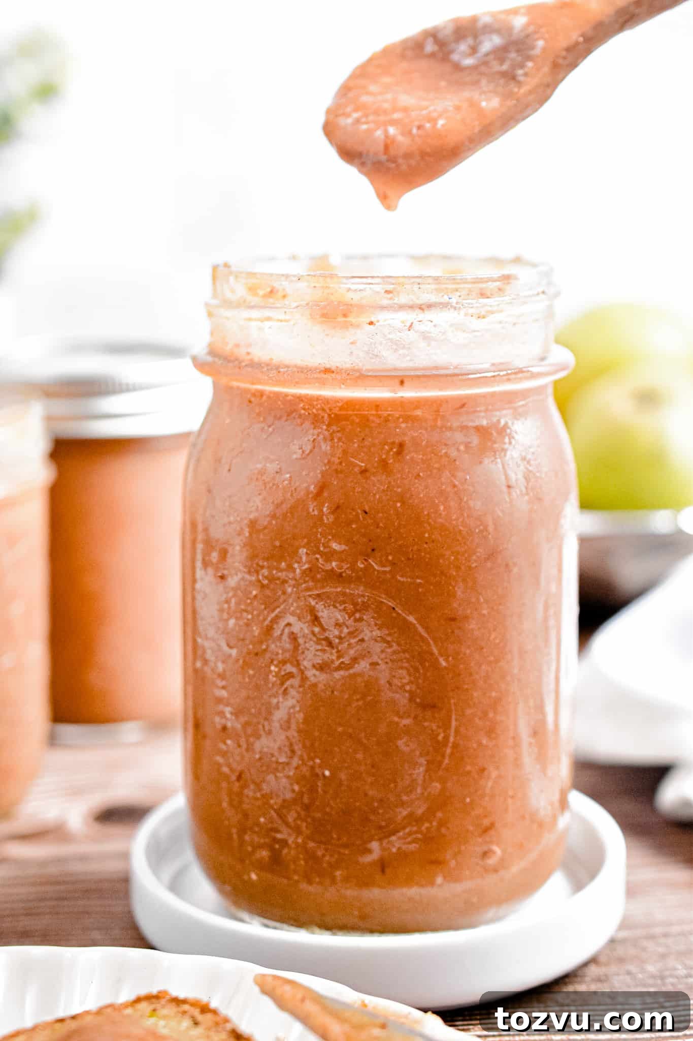 Quick Instant Pot Pear Butter Recipe 9 A straight on shot of the Instant Pot Pear Butter.