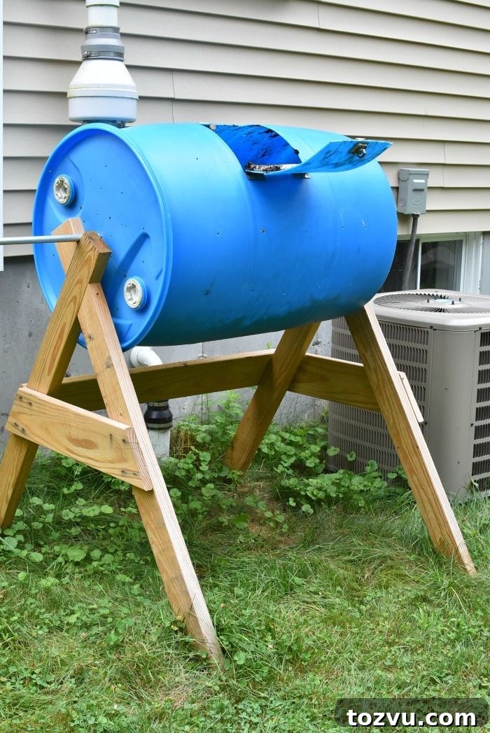 37 Creative DIY Compost Bin Ideas 6 Compost Tumbler Bin